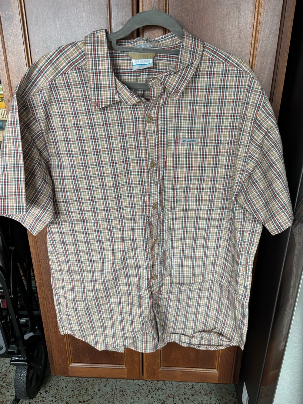 Columbia Men's Short-Sleeve Plaid Button-Down Shirt - Beige Multi-Stripe